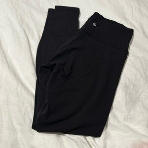Lululemon Size 8 Black Leggings 🖤